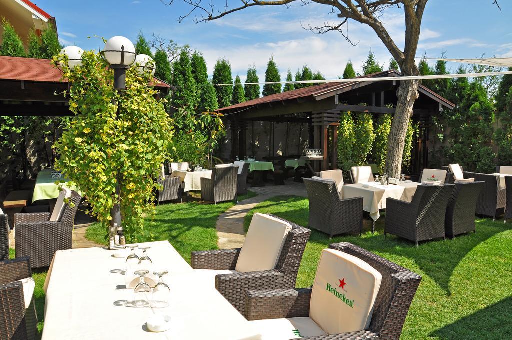 Hotel Vila Class 萨图马雷 外观 照片